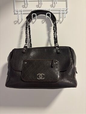 CHANEL Brown Quilted Leather Shoulder Bag with Chain Straps